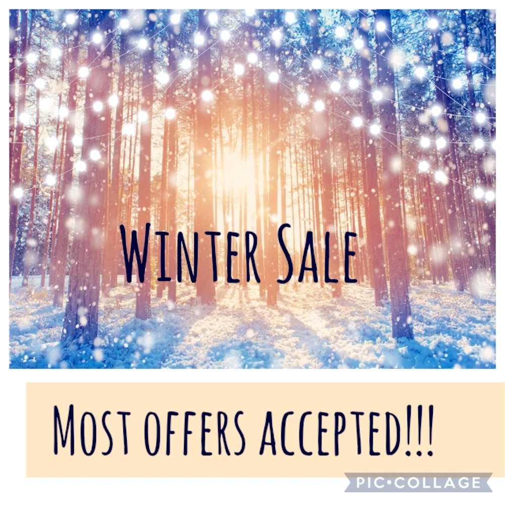 Closet clear out!! Most offers accepted🎄🥰🎄🥰